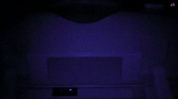 美女如云的餐厅高级坐厕偷拍第6部样子好酷的小白领下面穿了好多层啊